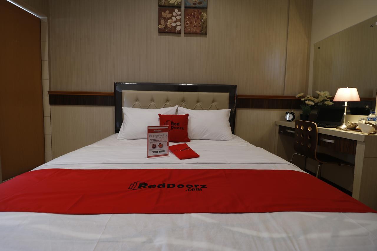 Reddoorz Plus Near Universitas Sumatera Utara Medan Zewnętrze zdjęcie