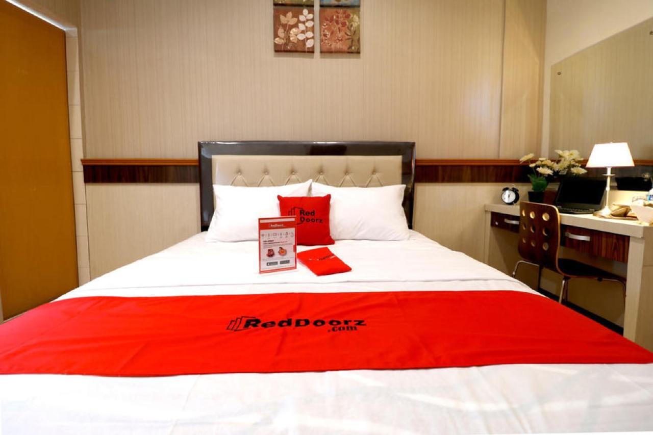 Reddoorz Plus Near Universitas Sumatera Utara Medan Zewnętrze zdjęcie
